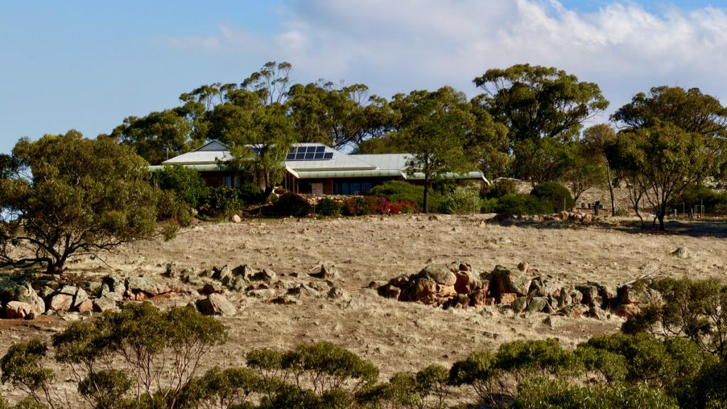 145 Phillips Rd, Coondle, WA 6566