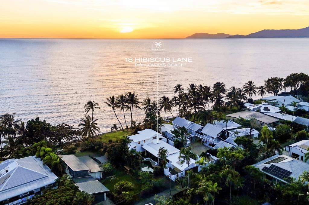18 HIBISCUS LANE, HOLLOWAYS BEACH, QLD 4878