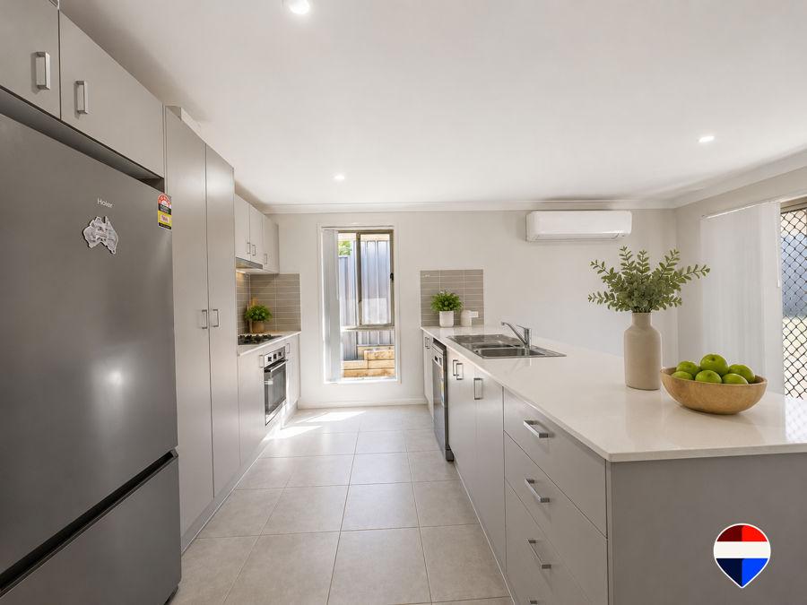 25 & 25a Caravel St, Hamlyn Terrace, NSW 2259