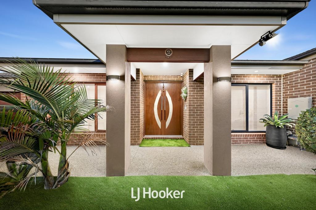 16 Spartan Ave, Clyde North, VIC 3978