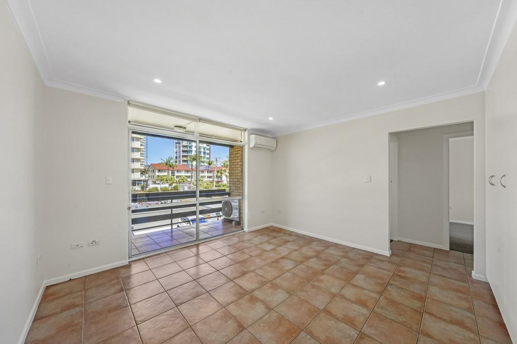 9/126 The Esp, Miami, QLD 4220