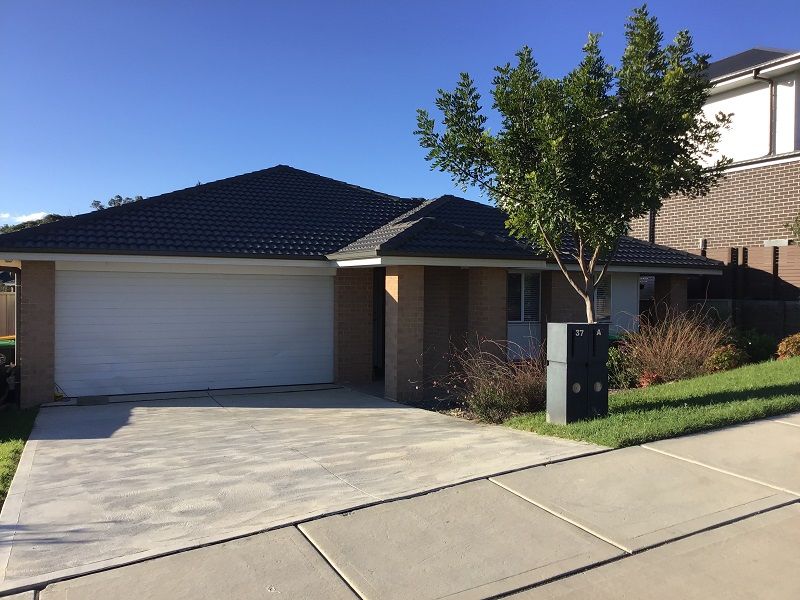 37 White Gum Pl, Kellyville, NSW 2155