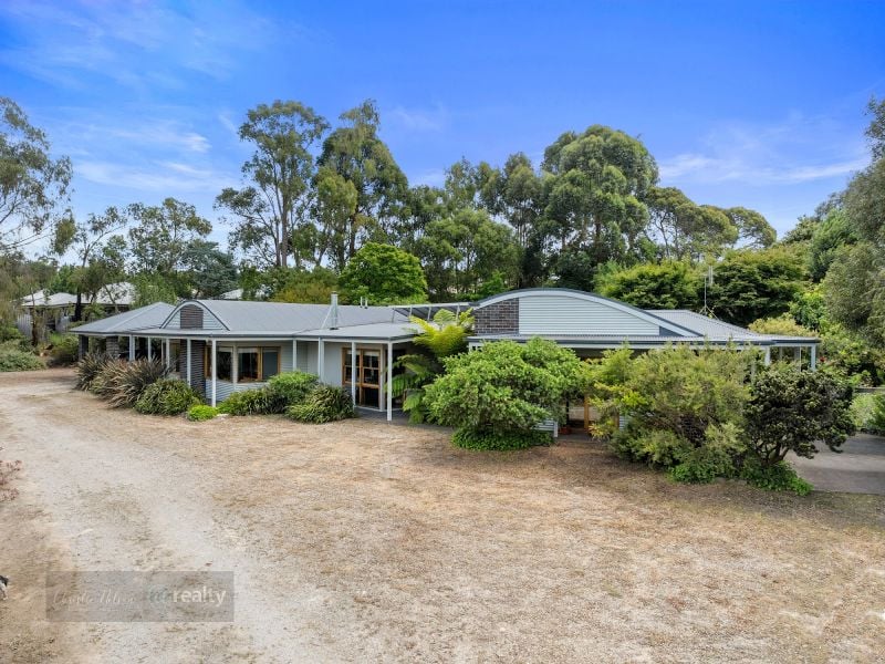 5B LOUISE SIMON CT, LEONGATHA, VIC 3953