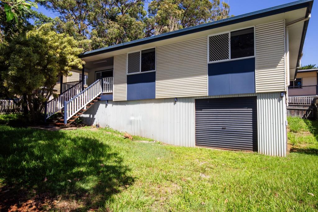 115 High Central Rd, Macleay Island, QLD 4184