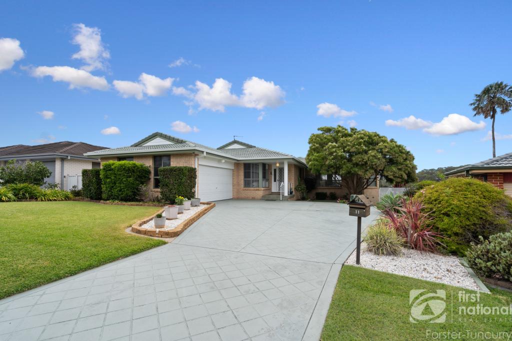 11 Akala Ave, Forster, NSW 2428