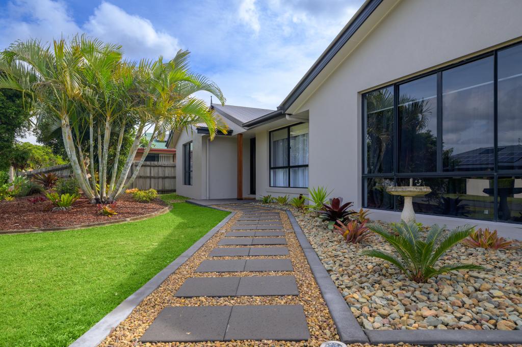 19 Banksia Ave, Tin Can Bay, QLD 4580