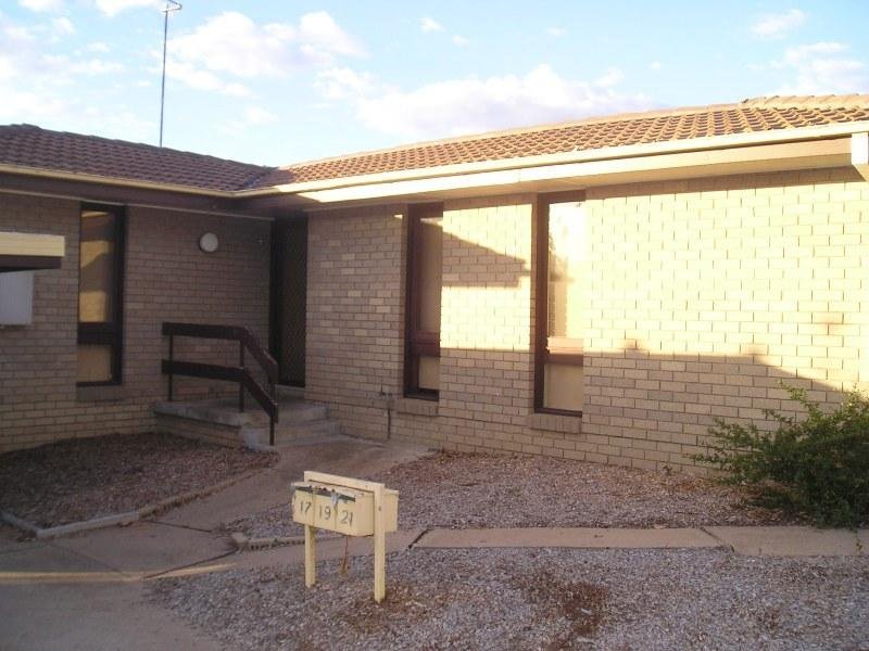 17 Crago Way, Mitchell, NSW 2795