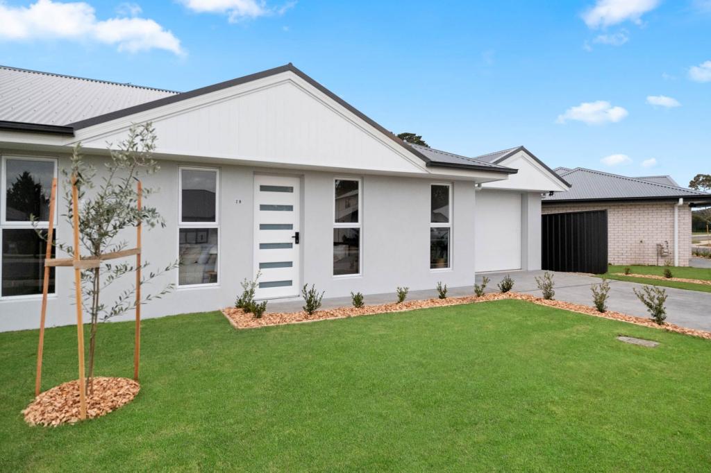 2b Colvin Pl, Goulburn, NSW 2580