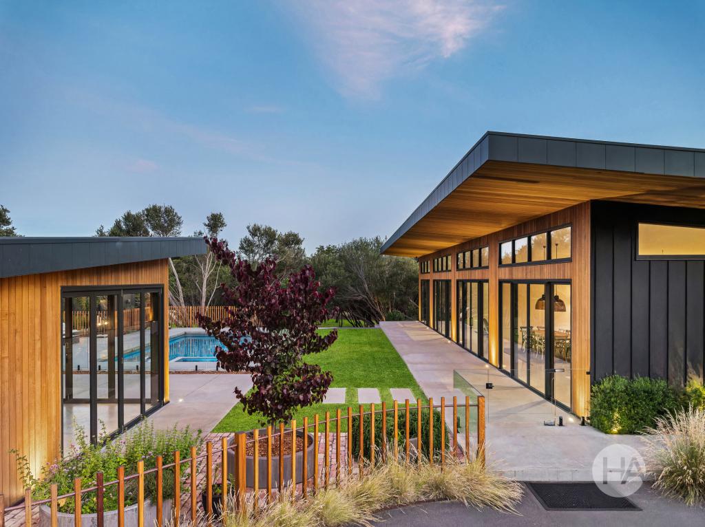 13 Creedmore Dr, Rye, VIC 3941