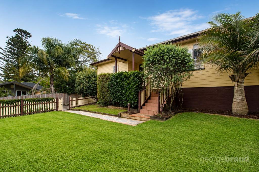 2 Glencoe Ave, Wyoming, NSW 2250