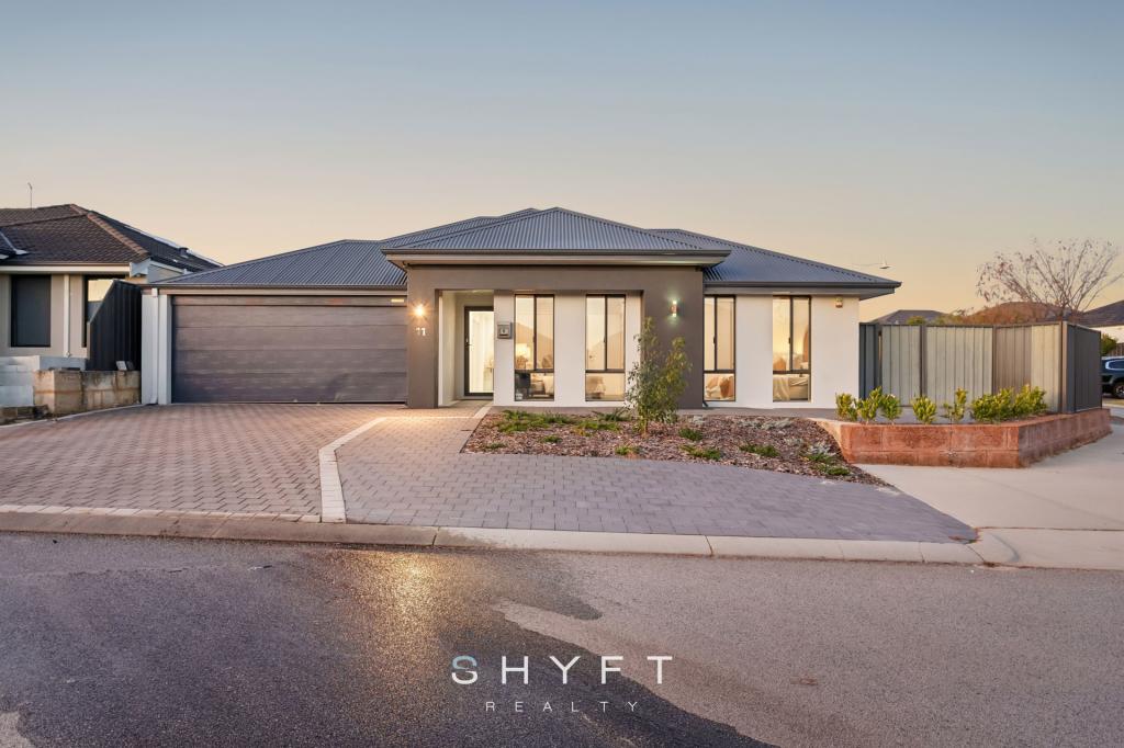 11 Wildwood Mews, Carramar, WA 6031