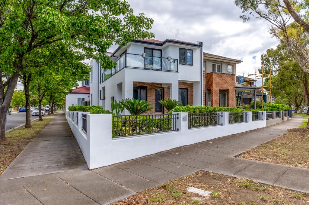 11 Skyline Dr, Maribyrnong, VIC 3032