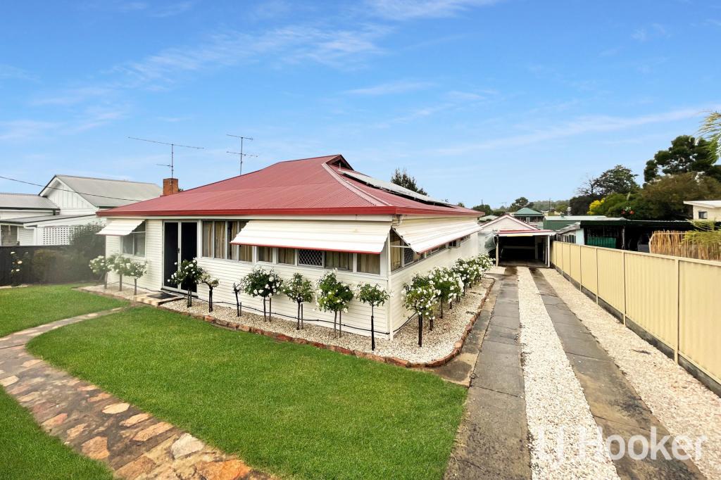 18 Rosslyn St, Inverell, NSW 2360