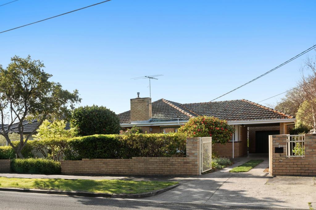 6 Macorna St, Frankston, VIC 3199