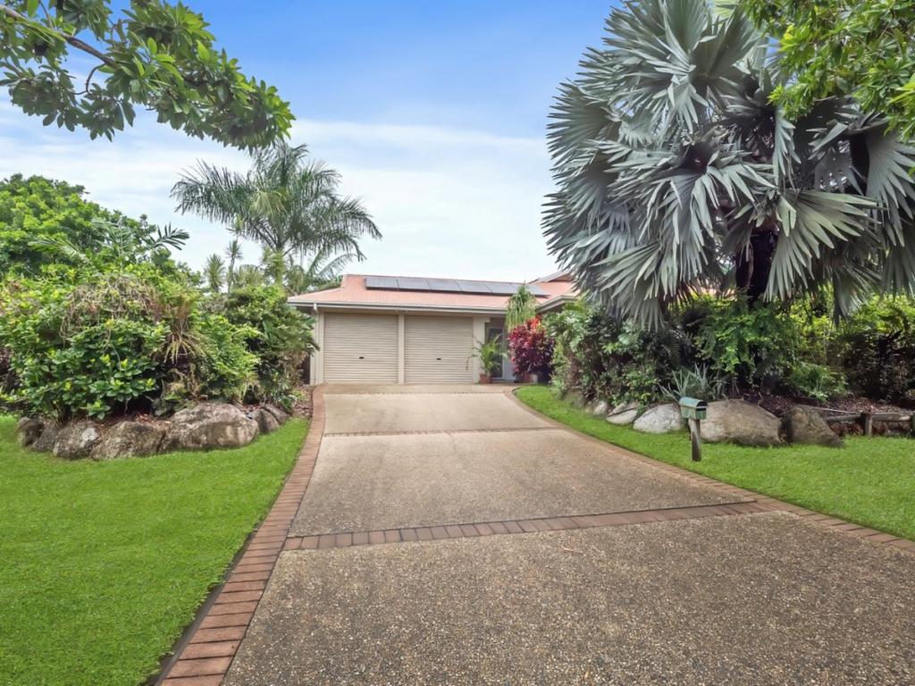 1 Spur Cl, Clifton Beach, QLD 4879