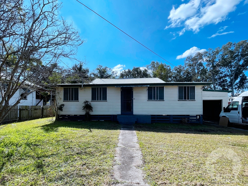 13 Cook St, Oxley, QLD 4075