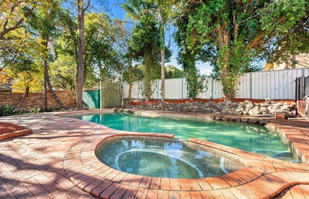 9 Dawes Ave, Castle Hill, NSW 2154