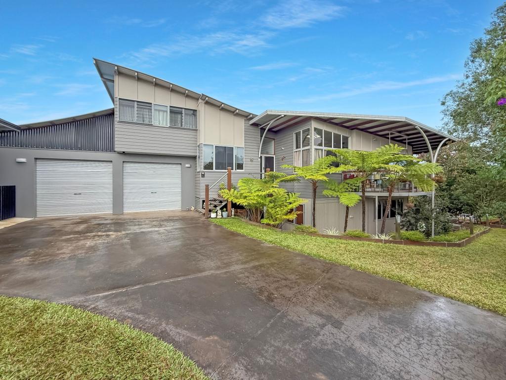 41 Williams Ave, Yungaburra, QLD 4884