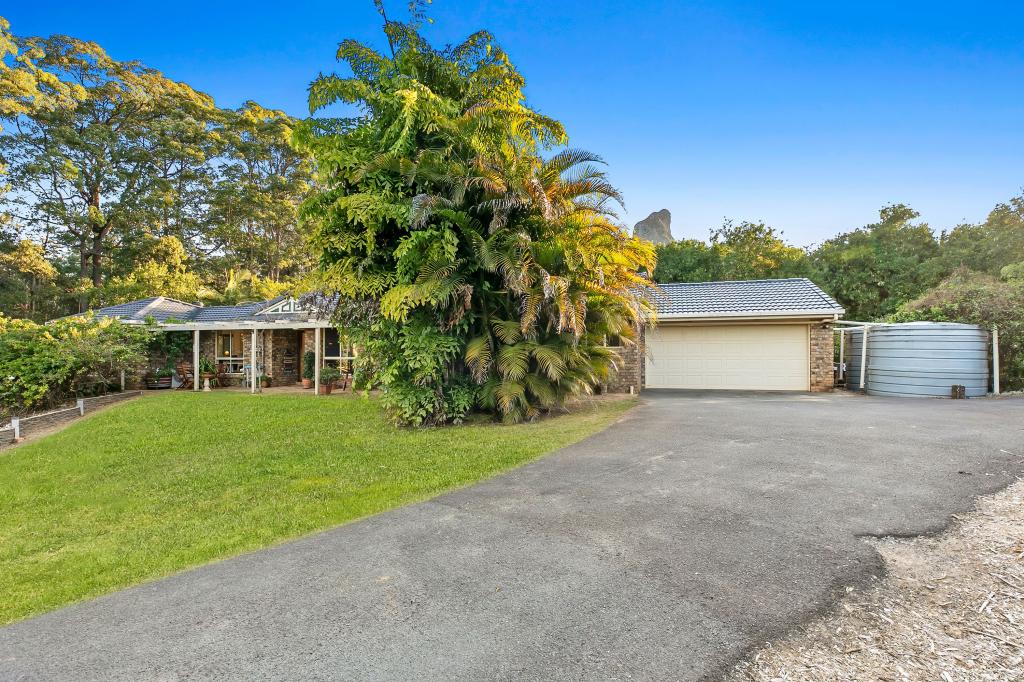 32 Gould Dr, Glass House Mountains, QLD 4518