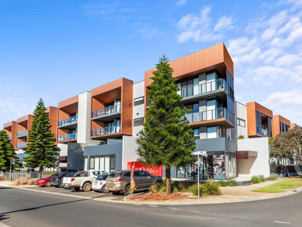 212/50 Catamaran Dr, Werribee South, VIC 3030