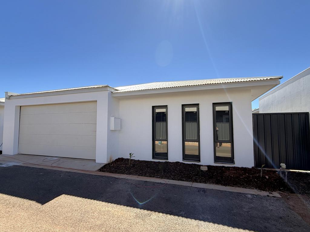 11 Langwell Lane, Baynton, WA 6714
