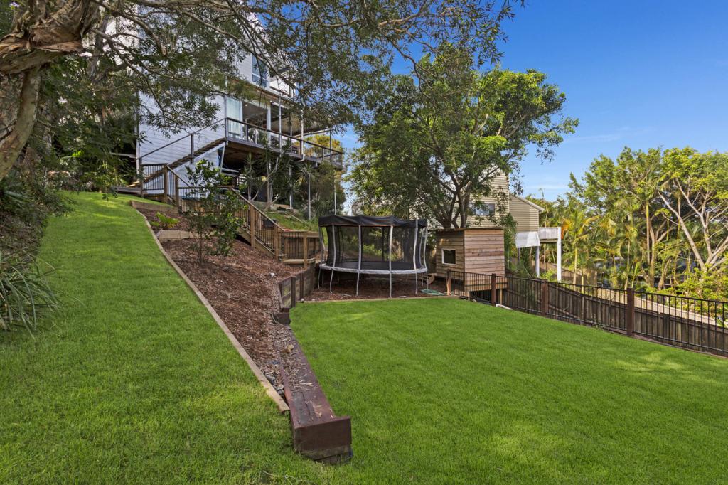 9 Hovea Ct, Elanora, QLD 4221