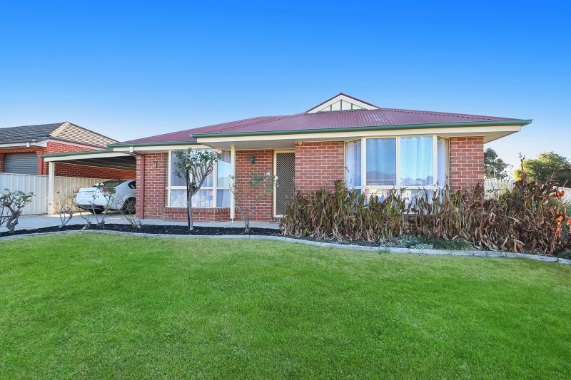 8 Jennifer Pl, West Wodonga, VIC 3690