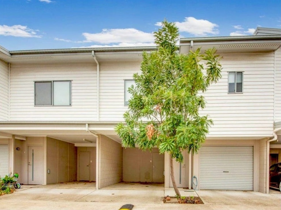 16A/1 COLLINS LANE, KIN KORA, QLD 4680