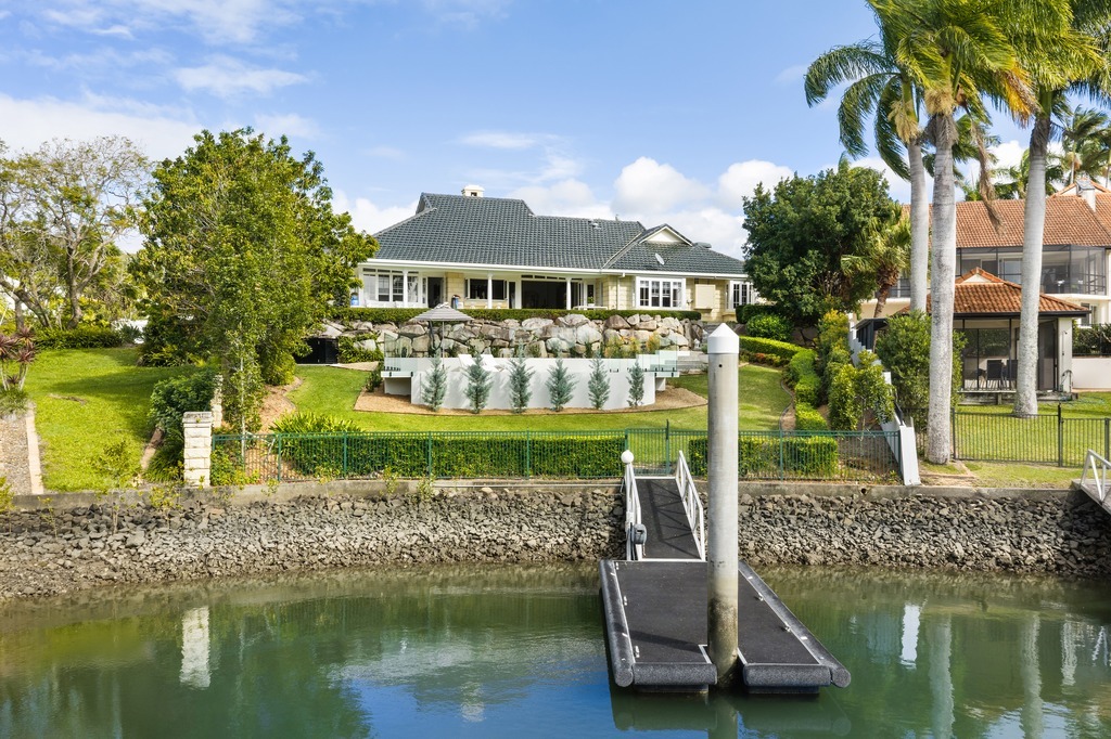 5839 The Pkwy, Hope Island, QLD 4212