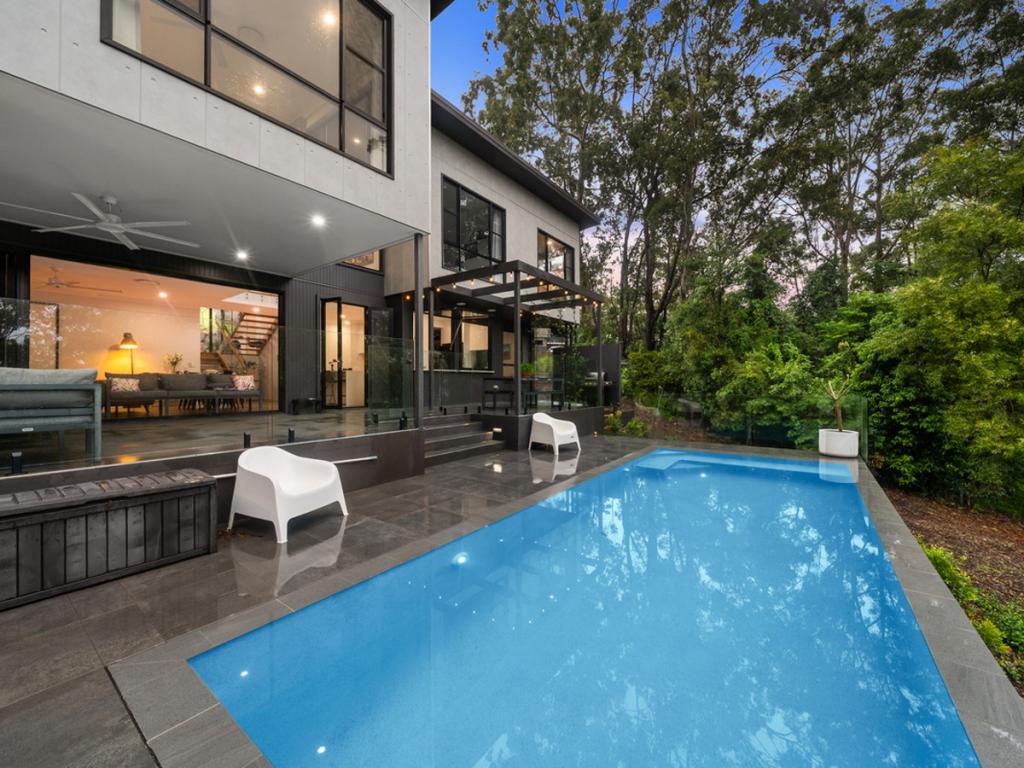 261 Kiel Mountain Rd, Kiels Mountain, QLD 4559