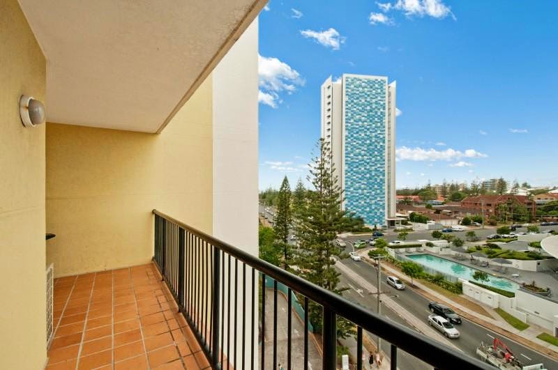 610/32 Surf Pde, Broadbeach, QLD 4218