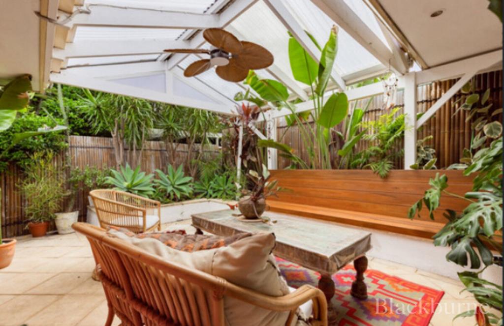 2/1 Dundas Rd, Inglewood, WA 6052