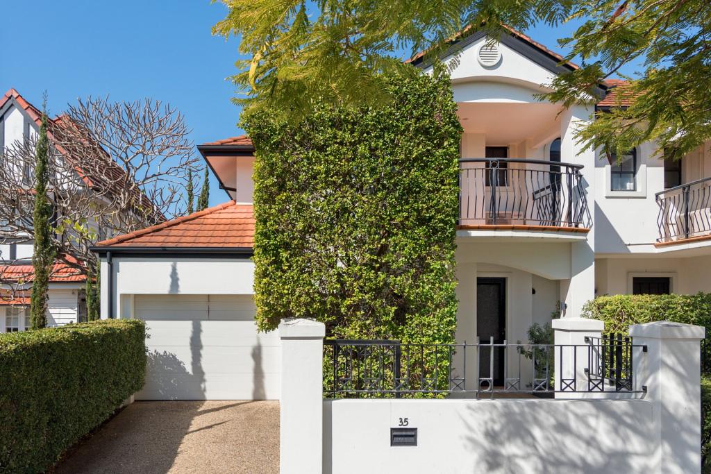 35 Drane St, Clayfield, QLD 4011
