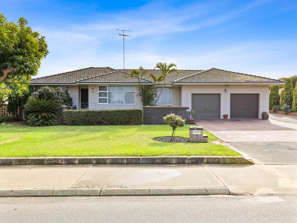 12 Barrington St, Spearwood, WA 6163