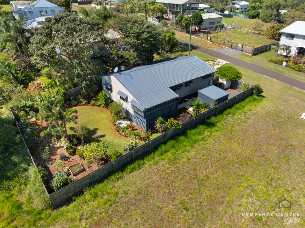 29 Highland St, Russell Island, QLD 4184