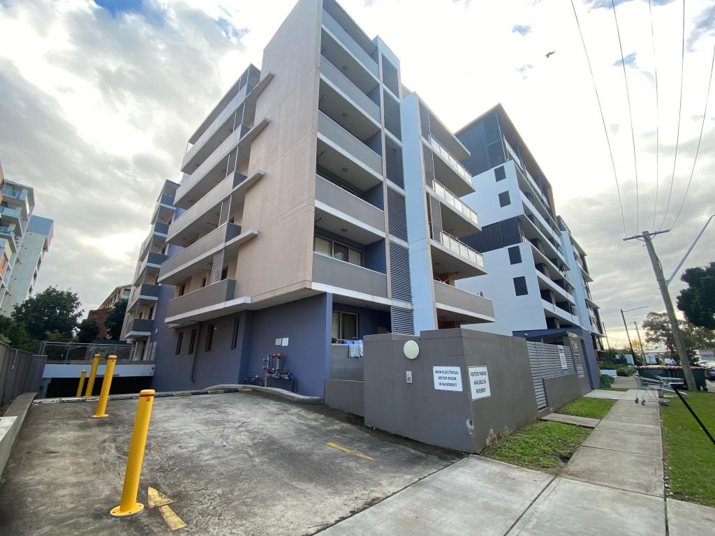 6/7 BATHURST ST, LIVERPOOL, NSW 2170