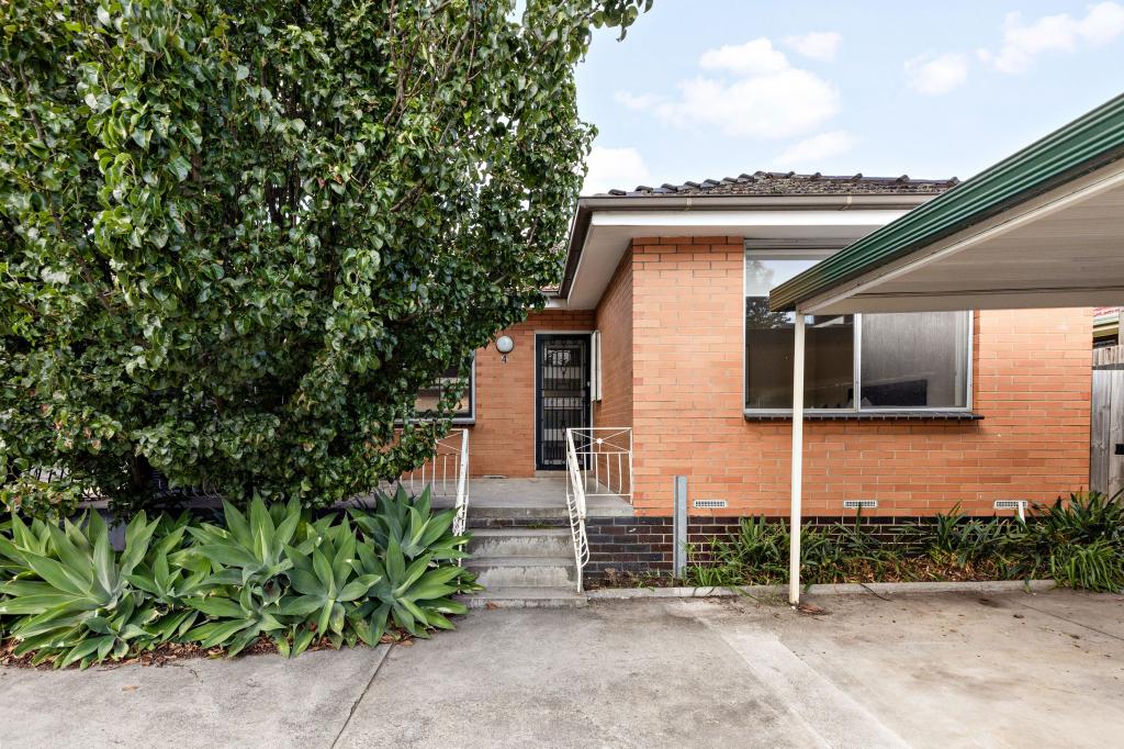 4/4 O'SHANNASSY ST, ESSENDON NORTH, VIC 3041