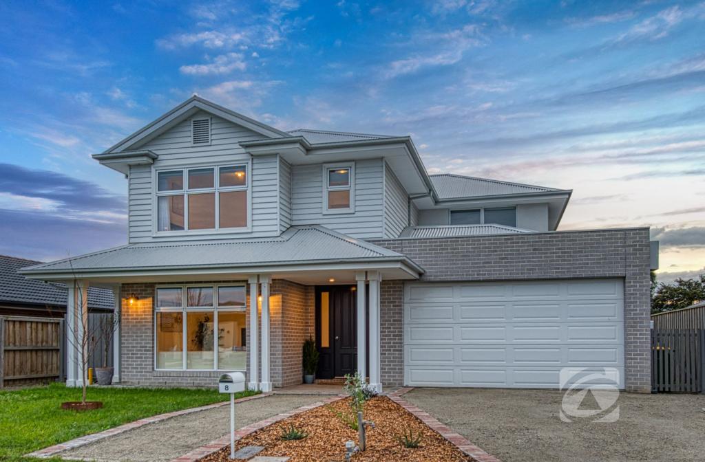 8 Cole Ave, Lang Lang, VIC 3984