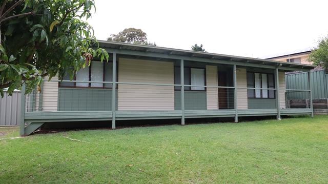 22 Suncrest Ave, Sussex Inlet, NSW 2540