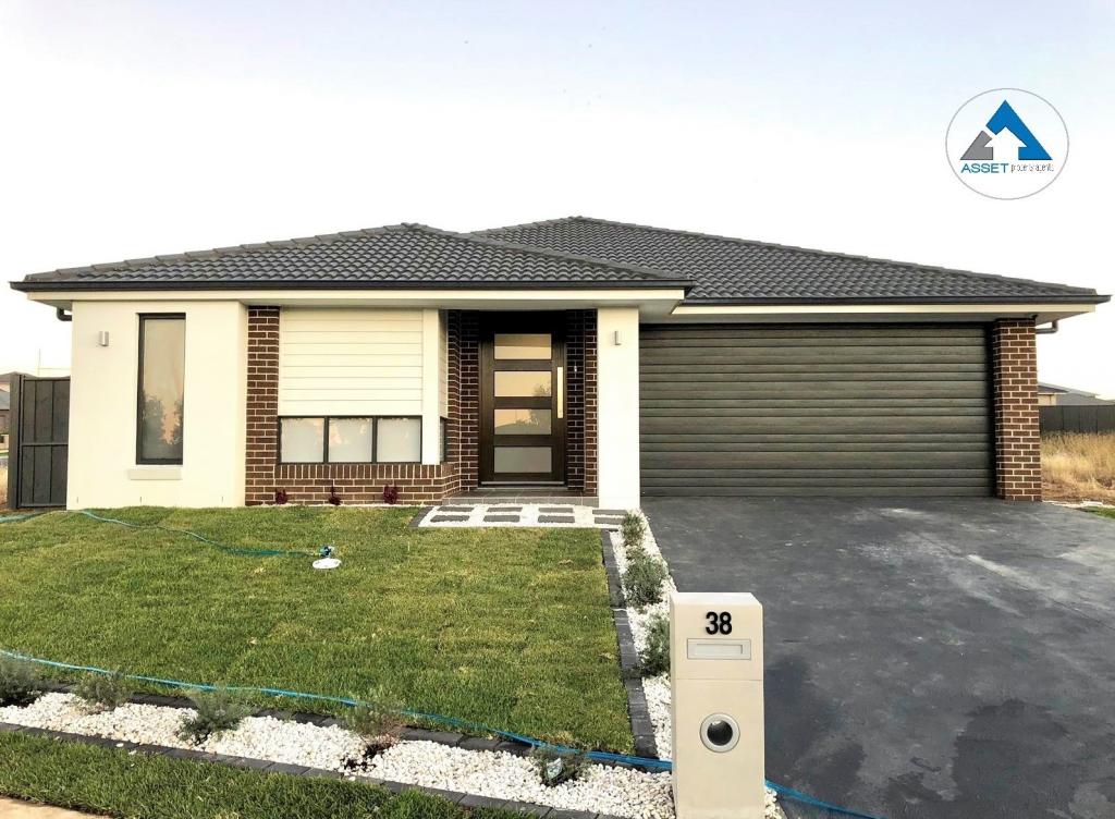 38 Williamson St, Oran Park, NSW 2570