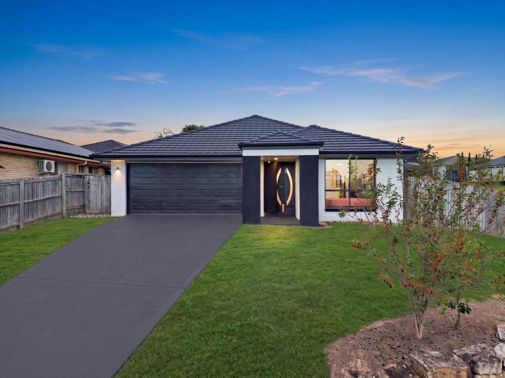17 MARIGOLD AVE, REGENTS PARK, QLD 4118
