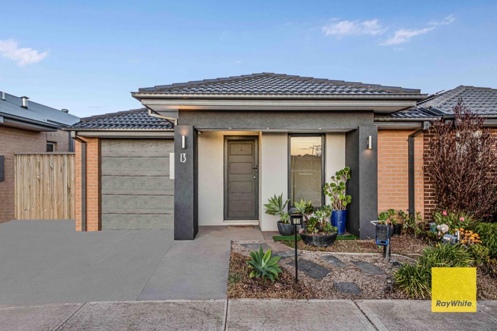 13 Hadlee St, Rockbank, VIC 3335