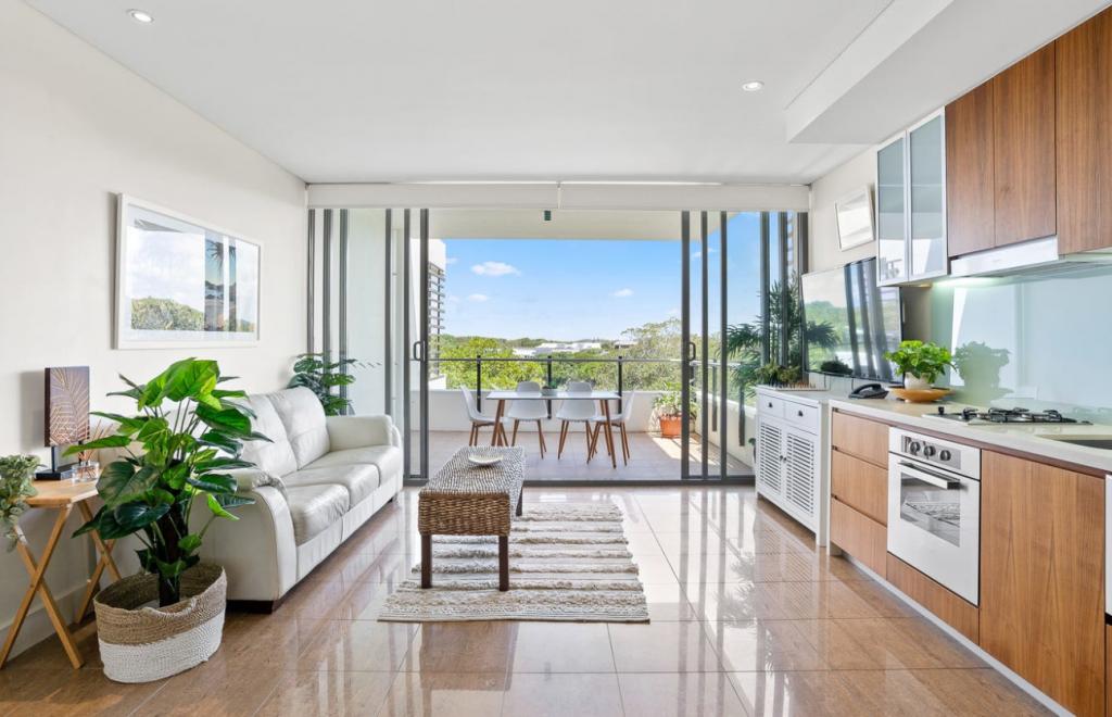 126/685-707 CASUARINA WAY, CASUARINA, NSW 2487