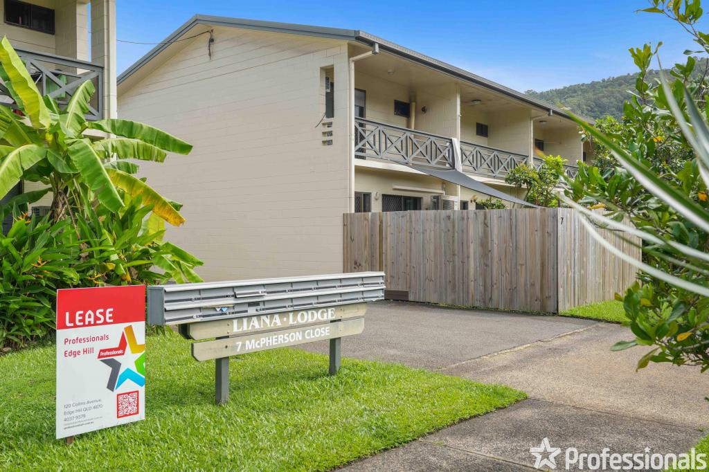 8/7 Mcpherson Cl, Edge Hill, QLD 4870