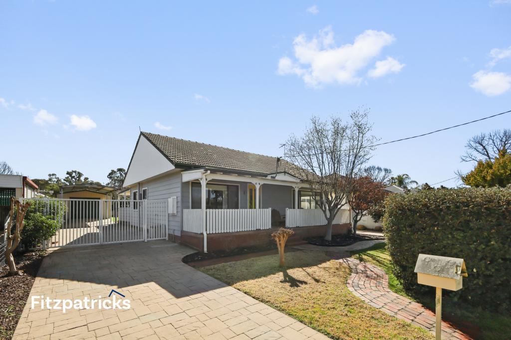 498 Kooringal Rd, Lake Albert, NSW 2650