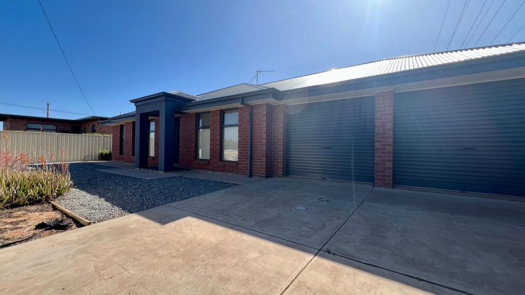 14 Darragh St, Whyalla Playford, SA 5600