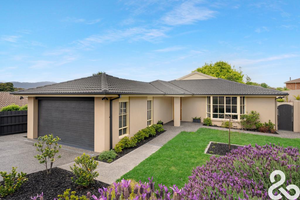 6 Brack Ct, Mooroolbark, VIC 3138