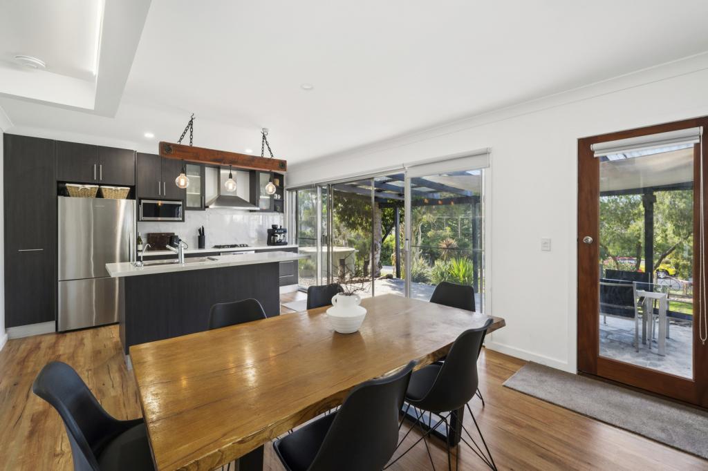 14 Edmanson Ave, Howqua Inlet, VIC 3723