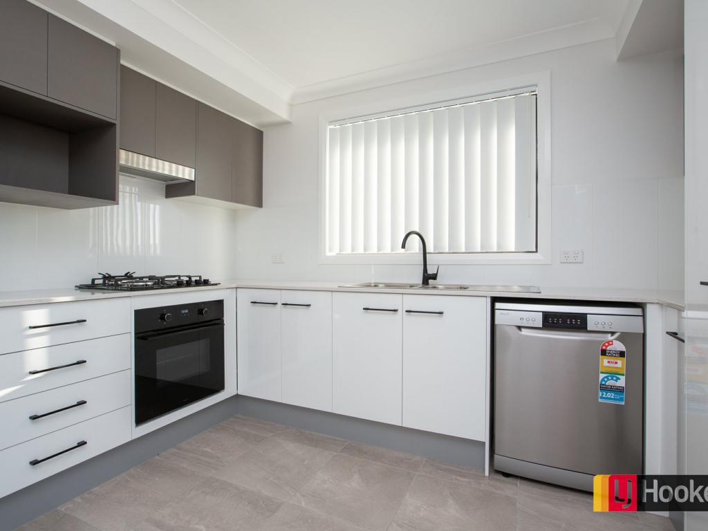 24a Grand Meadows Dr, North Tamworth, NSW 2340