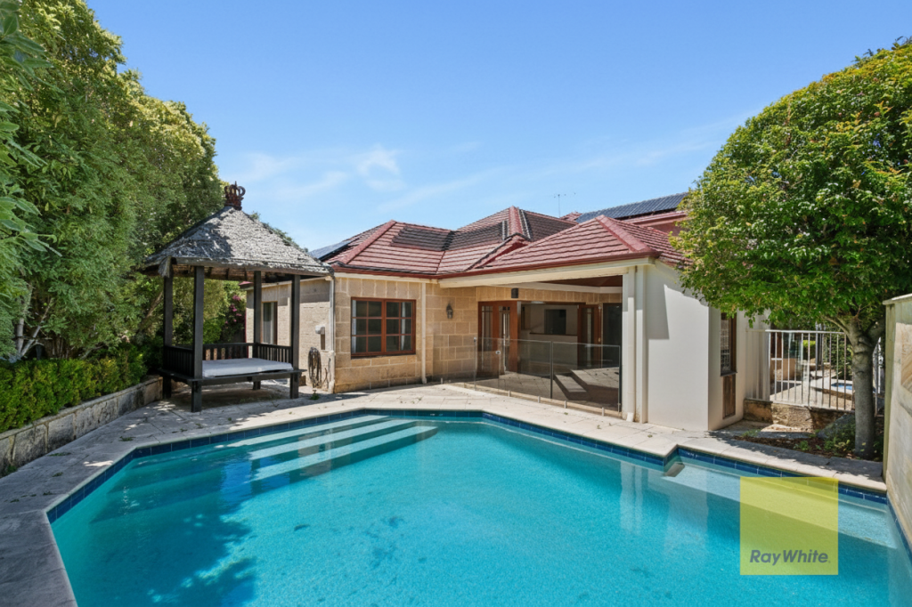 3 Greenberry Cl, Mount Claremont, WA 6010